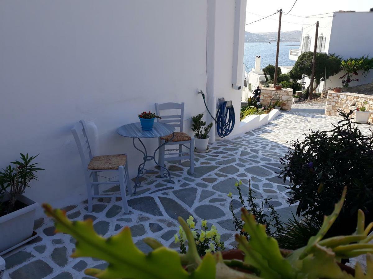 Athina'S Blue Studios 纳乌萨 外观 照片